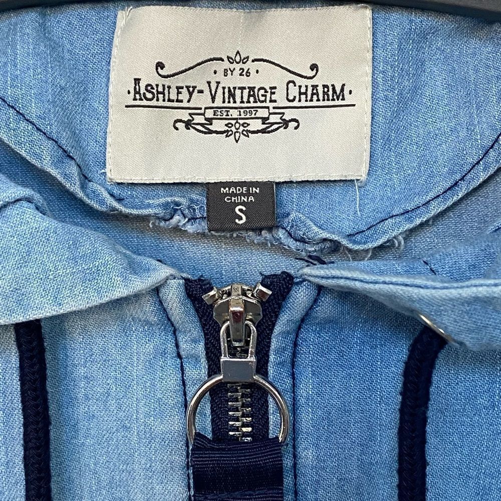 Ashley Vintage Charm Cropped Denim Jacket, Size S - Picture 2 of 6
